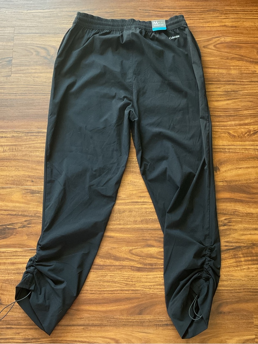 Columbia NWT Women’s Medium Track Pants Nylon Straight Leg Lightweight Black - Picture 4 of 5
